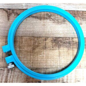 Plastic Embroidery Hoop For Needlework 5.5" Diameter Adjustable Screw Marked 5